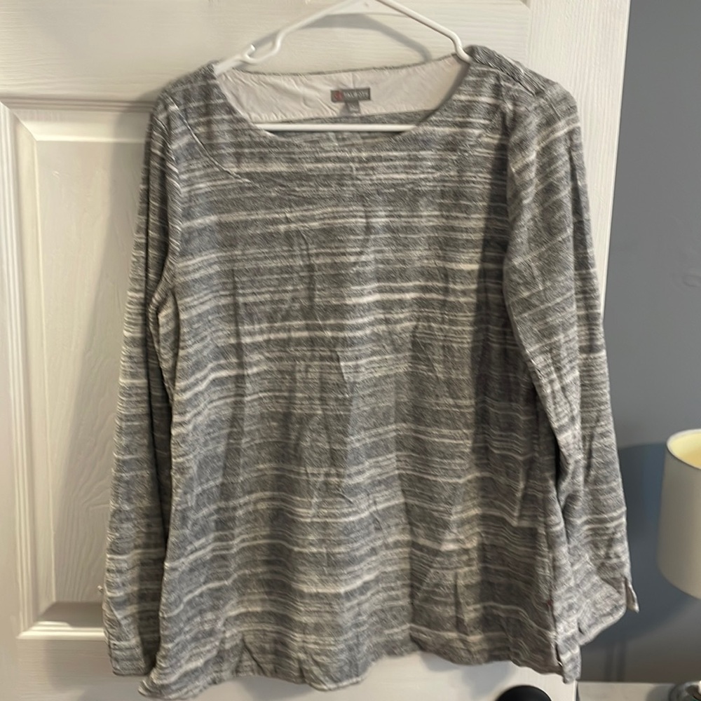 Grey sweater
